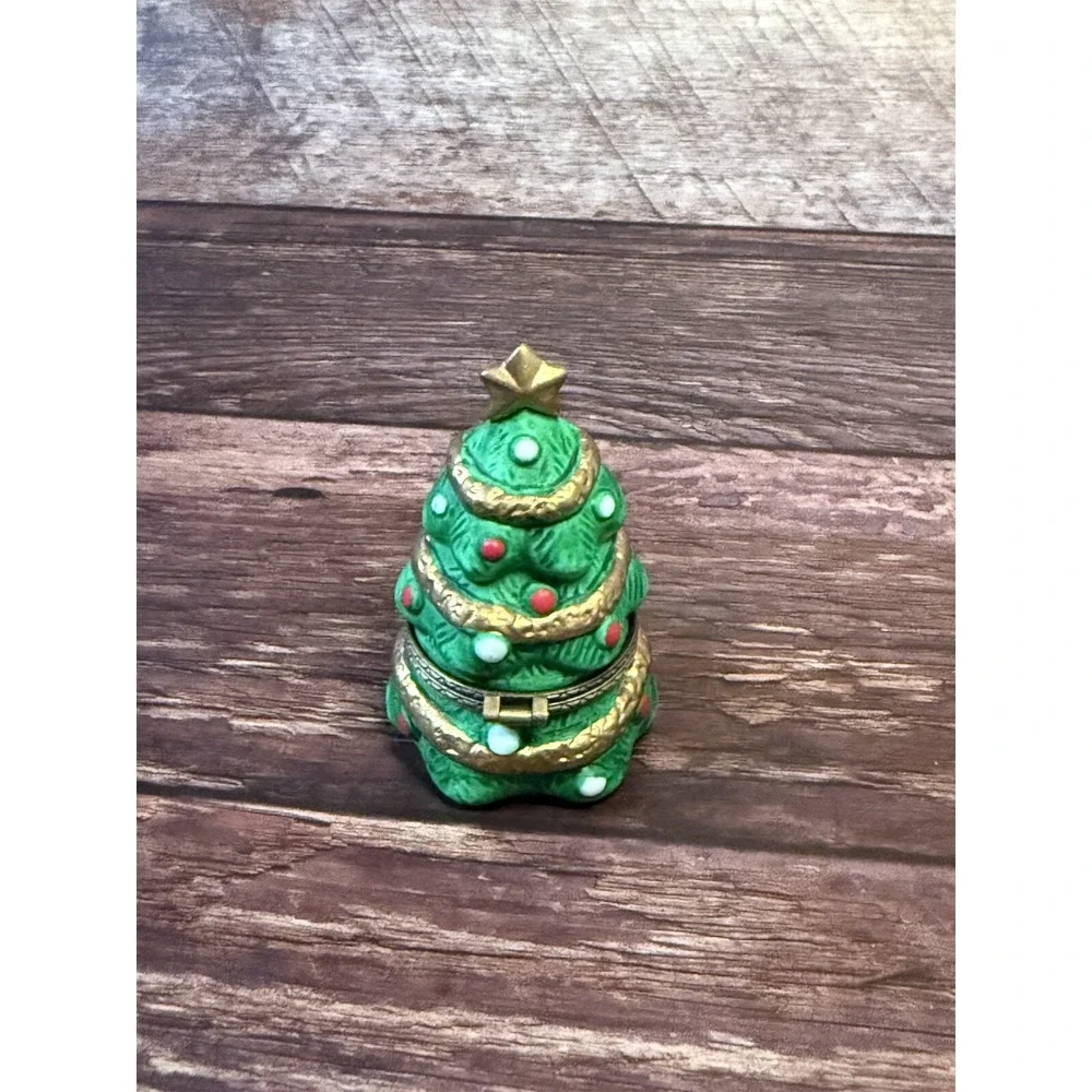 Vintage Hand Painted Ceramic Green Christmas Holiday Tree Gold Star Trinket Box